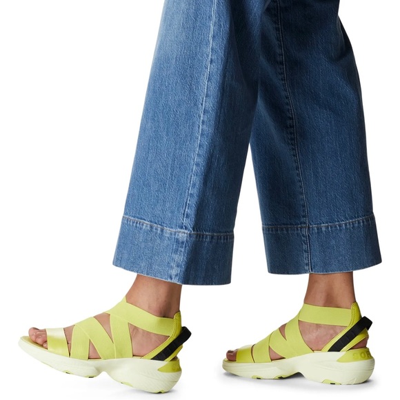 NIB Sorel Explorer Blitz Multistrap Sport Sandal Bolt Bolt Hint Neon Yellow - Picture 2 of 16